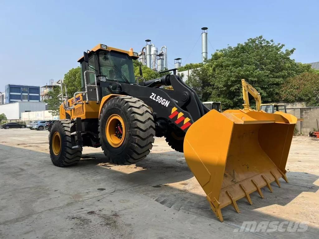 XCMG ZL 50 GN Фронтальные погрузчики