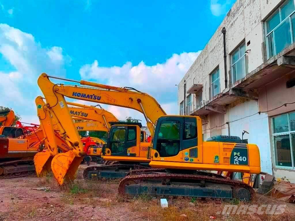 Komatsu PC 240 Гусеничные экскаваторы