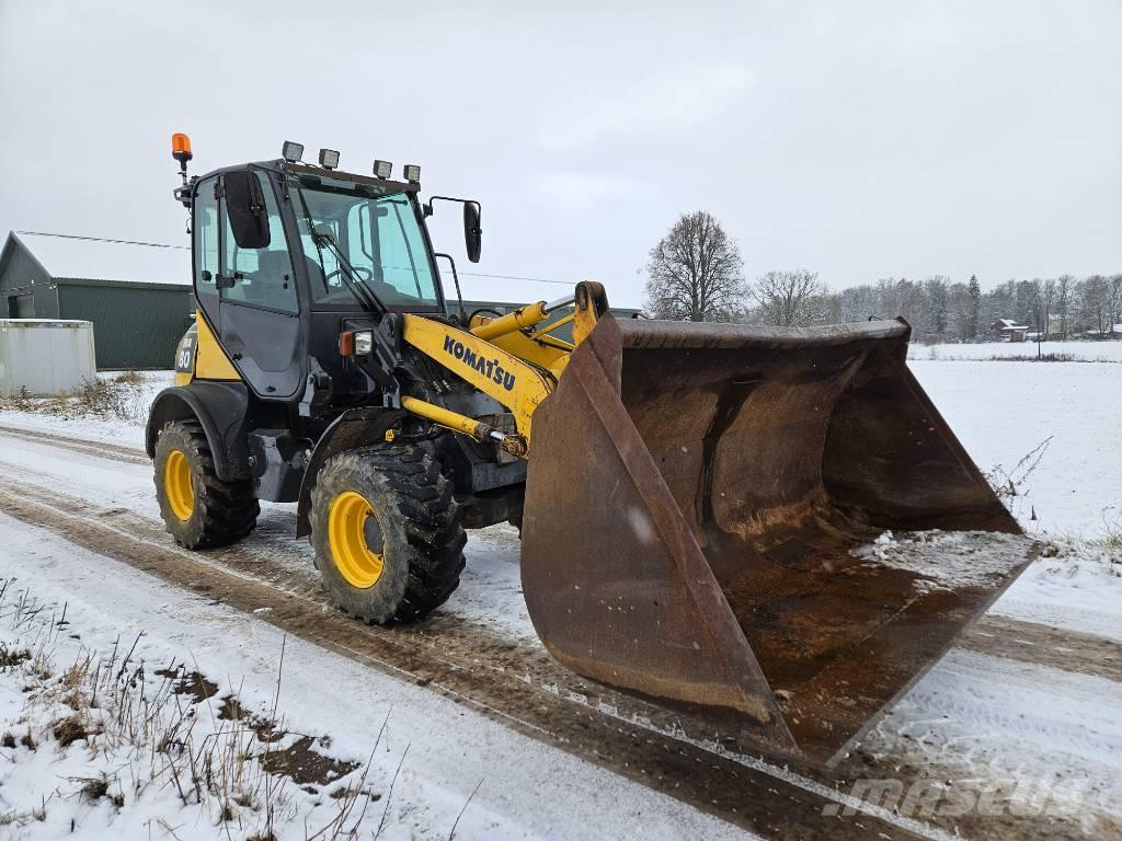 Komatsu WA80-6 Фронтальные погрузчики