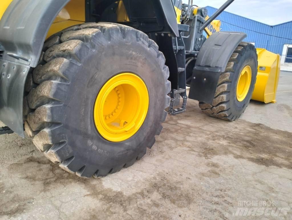 Komatsu WA 470-8EO Фронтальные погрузчики