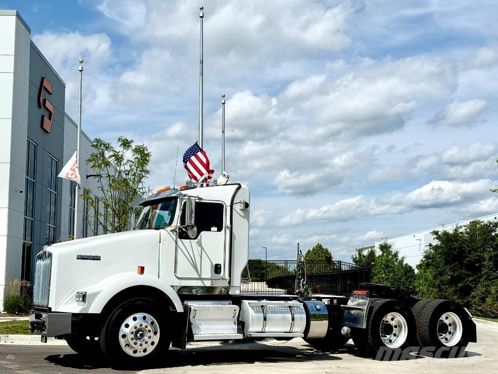 Kenworth T 800 Седельные тягачи