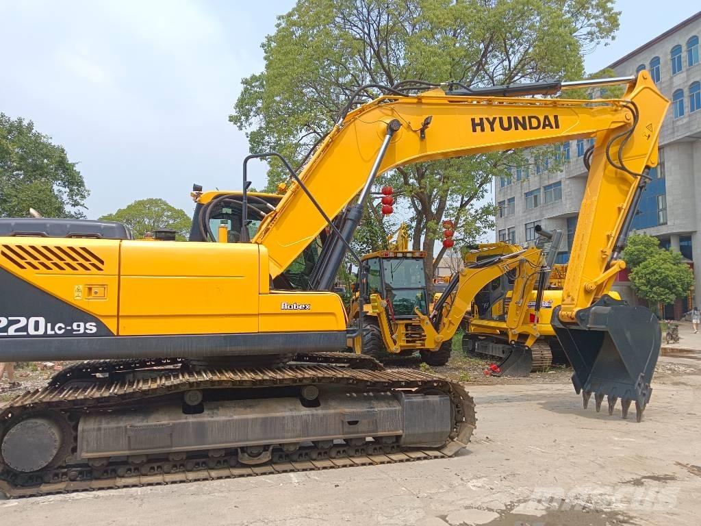 Hyundai R220LC-9S Гусеничные экскаваторы