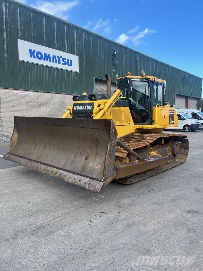 Komatsu D65PX-18E0 Гусеничные бульдозеры