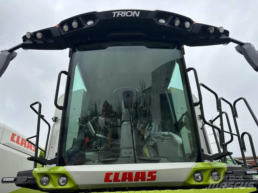 CLAAS Trion 530 Зерноуборочные комбайны