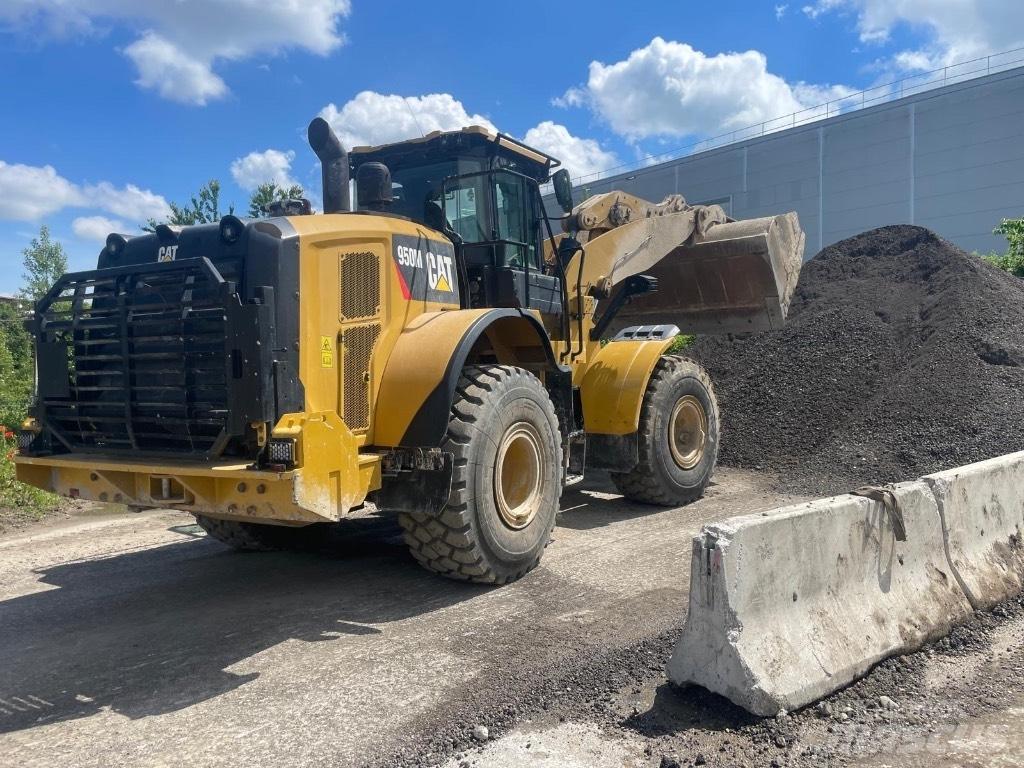 CAT 950 M Фронтальные погрузчики