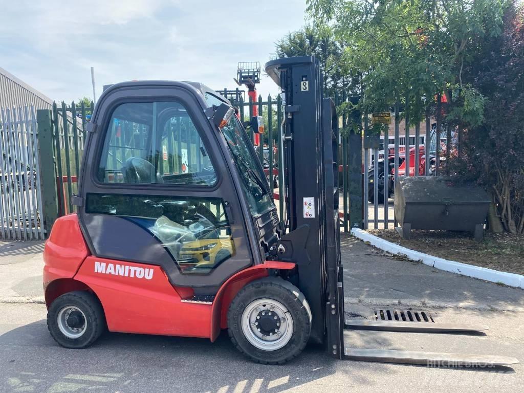 Manitou Mi25D Дизельные погрузчики