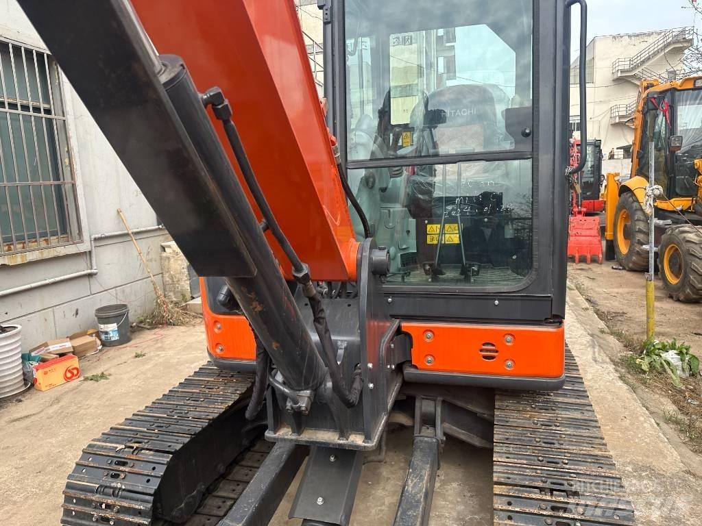Hitachi ZX68USR-5A Мини-экскаваторы