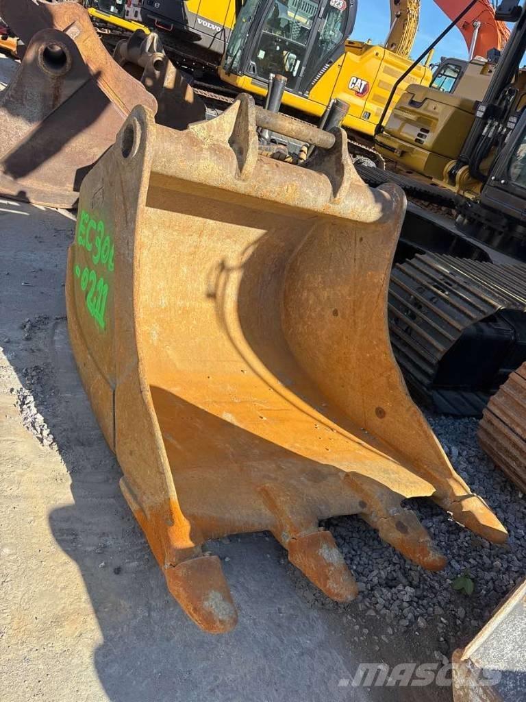 Volvo EC 300 EL Гусеничные экскаваторы