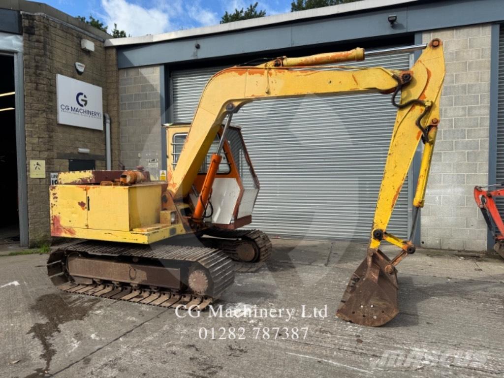 Hitachi UH031 Гусеничные экскаваторы