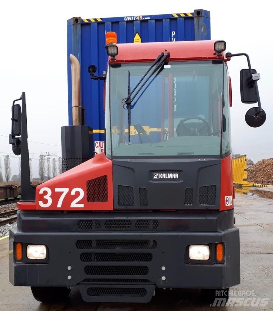 Kalmar T2 Терминальные тягачи