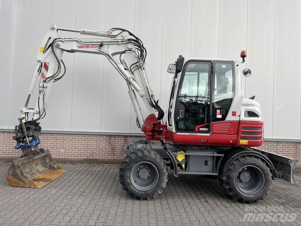 Takeuchi TB295W Колёсные экскаваторы