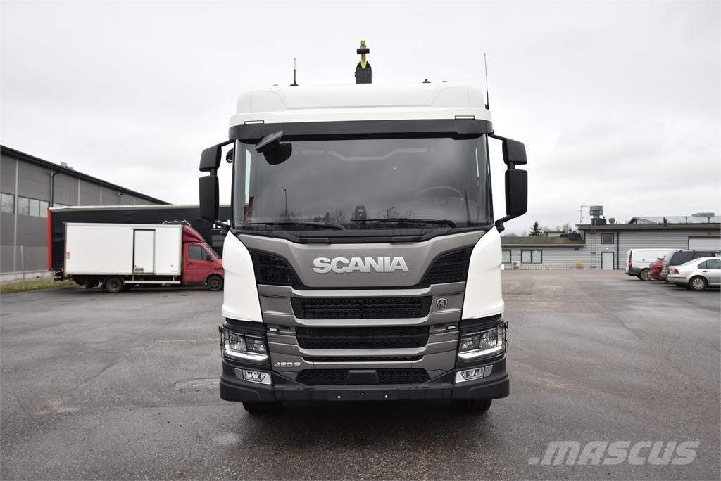 Scania P420 6X2 Грузовики-Мультилифты
