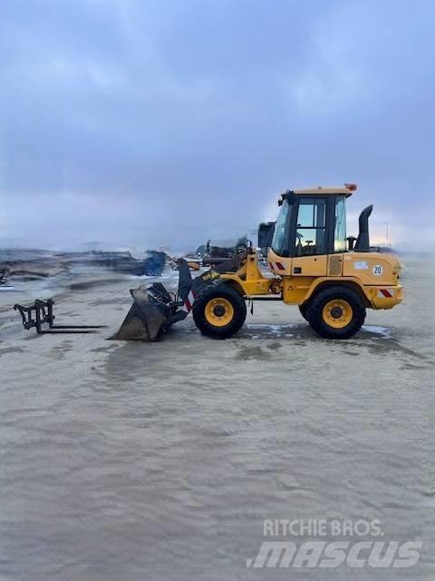 Volvo L 30 G Фронтальные погрузчики