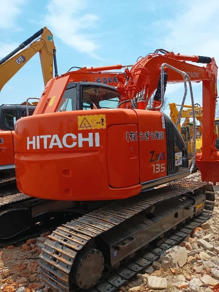 Hitachi ZX 135 U-5 Гусеничные экскаваторы
