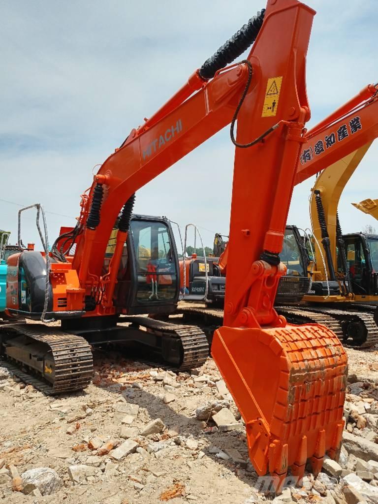 Hitachi ZX 135 U-5 Гусеничные экскаваторы