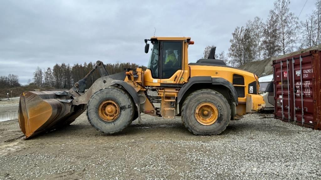 Volvo L 120 H Фронтальные погрузчики