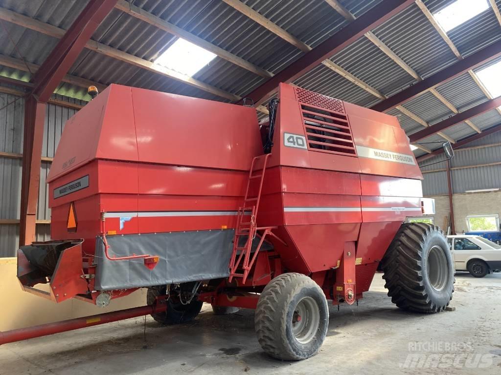 Massey Ferguson 40 Зерноуборочные комбайны