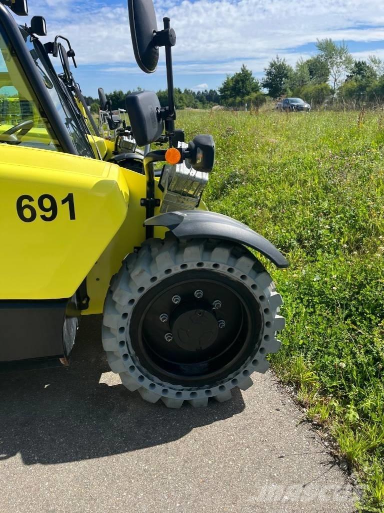 JCB 525-60 Телескопические погрузчики