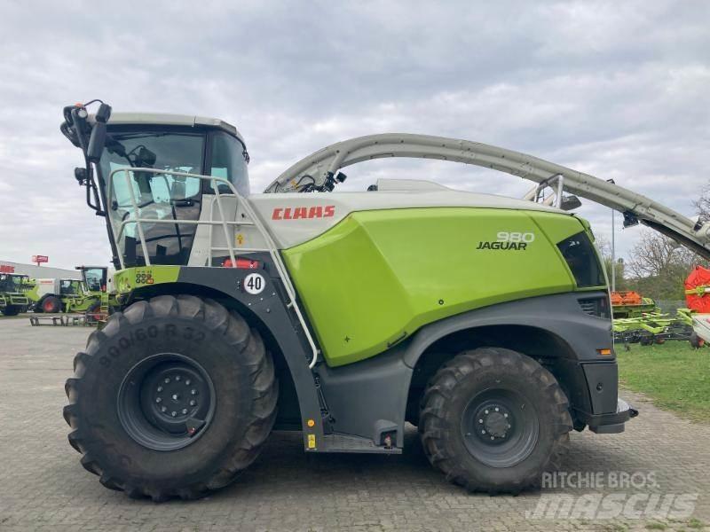 CLAAS JAGUAR 980 Самоходные кормоуборочные комбайны