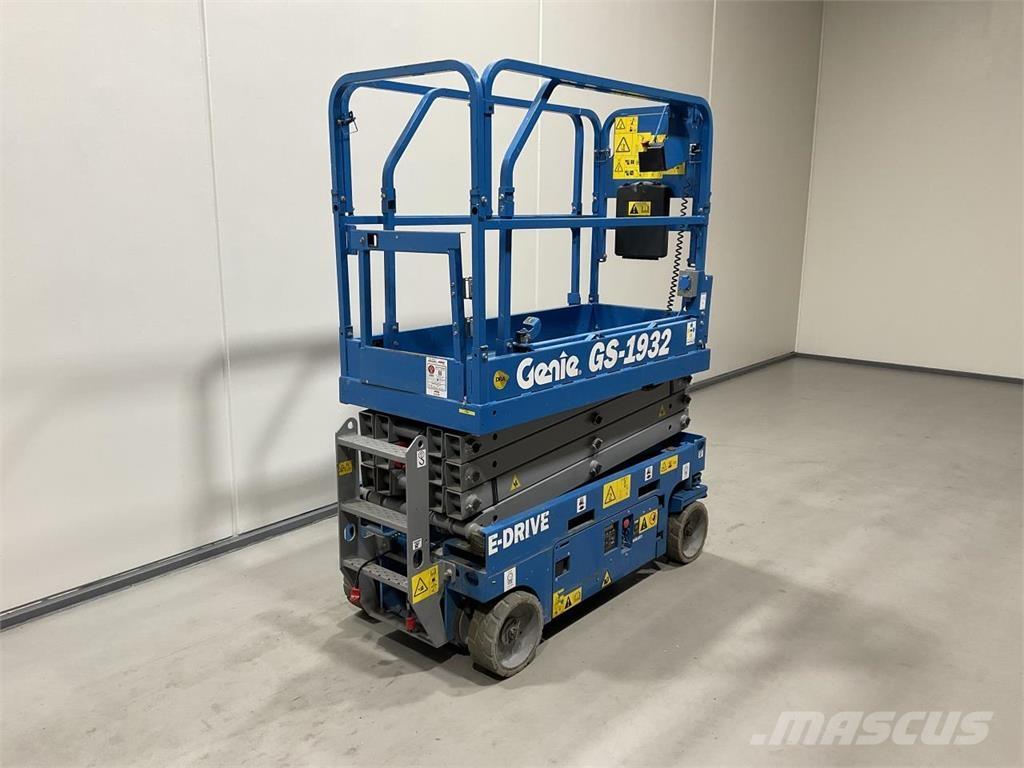 Genie GS-1932 Ножничные подъемники