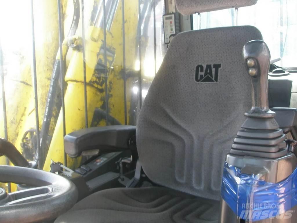 CAT M318F Колёсные экскаваторы