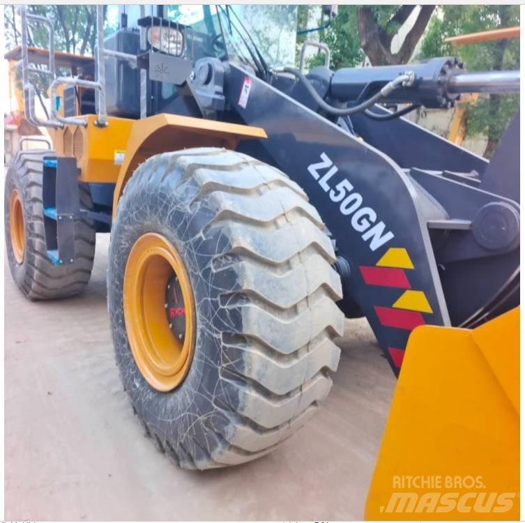 XCMG ZL 50 GN Фронтальные погрузчики