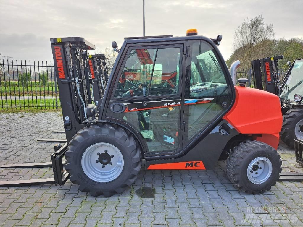 Manitou MC 25-4 Дизельные погрузчики
