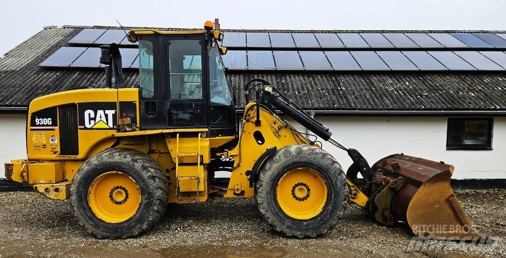 CAT 930 G Фронтальные погрузчики