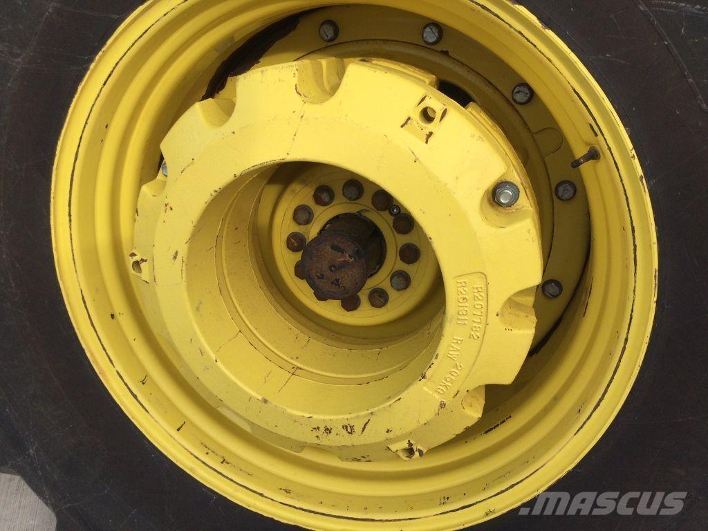 John Deere 7270R Трактора