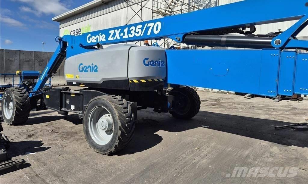 Genie ZX 135/70 Коленчатые подъемники