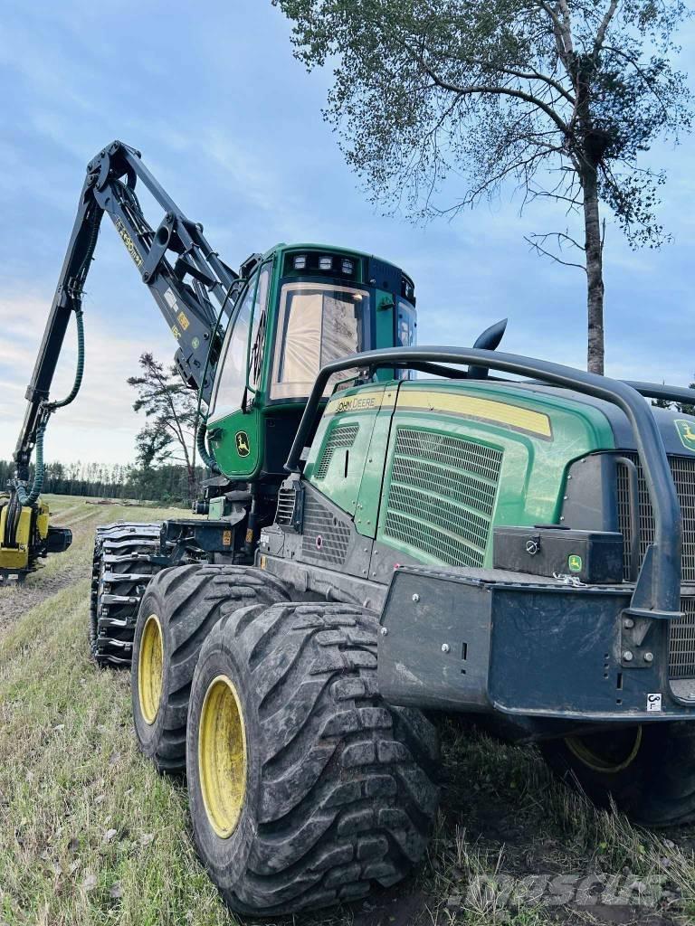 John Deere 1170G 8W Харвестеры