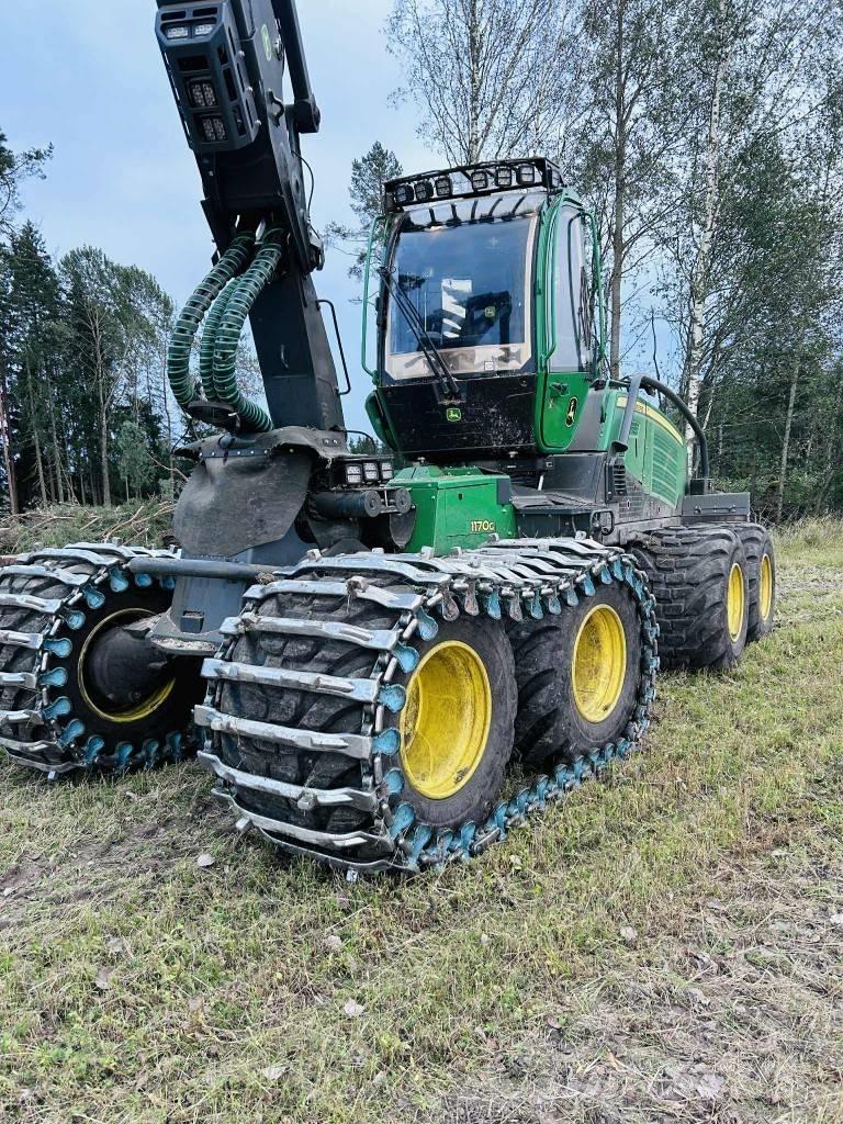 John Deere 1170G 8W Харвестеры