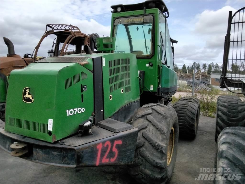 John Deere 1070 D Харвестеры
