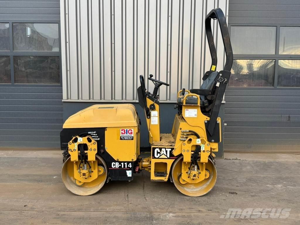CAT CB114 Катки тротуарные