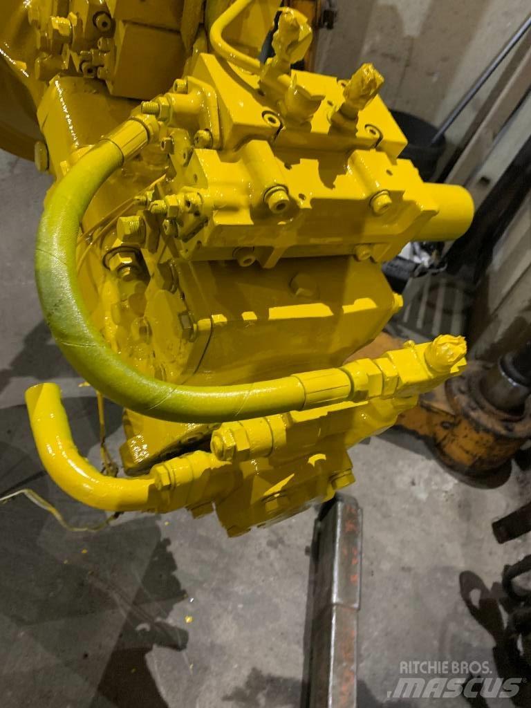 Komatsu PC240-3 Гидравлическая система