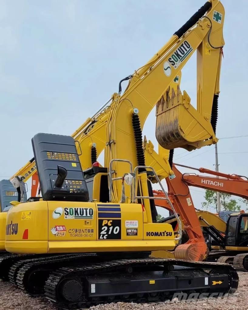 Komatsu 210LC-8 Гусеничные экскаваторы