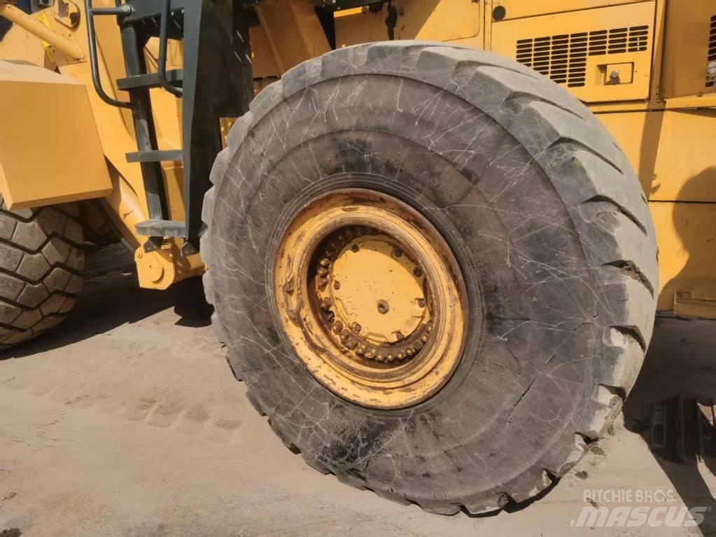 Komatsu WA 500-3 Фронтальные погрузчики