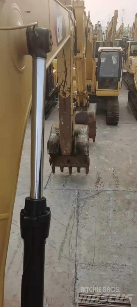 CAT 315 D Гусеничные экскаваторы