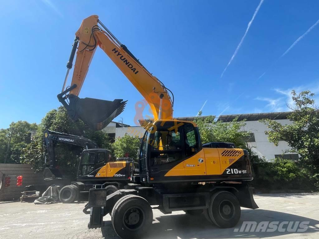Hyundai R210W Колёсные экскаваторы