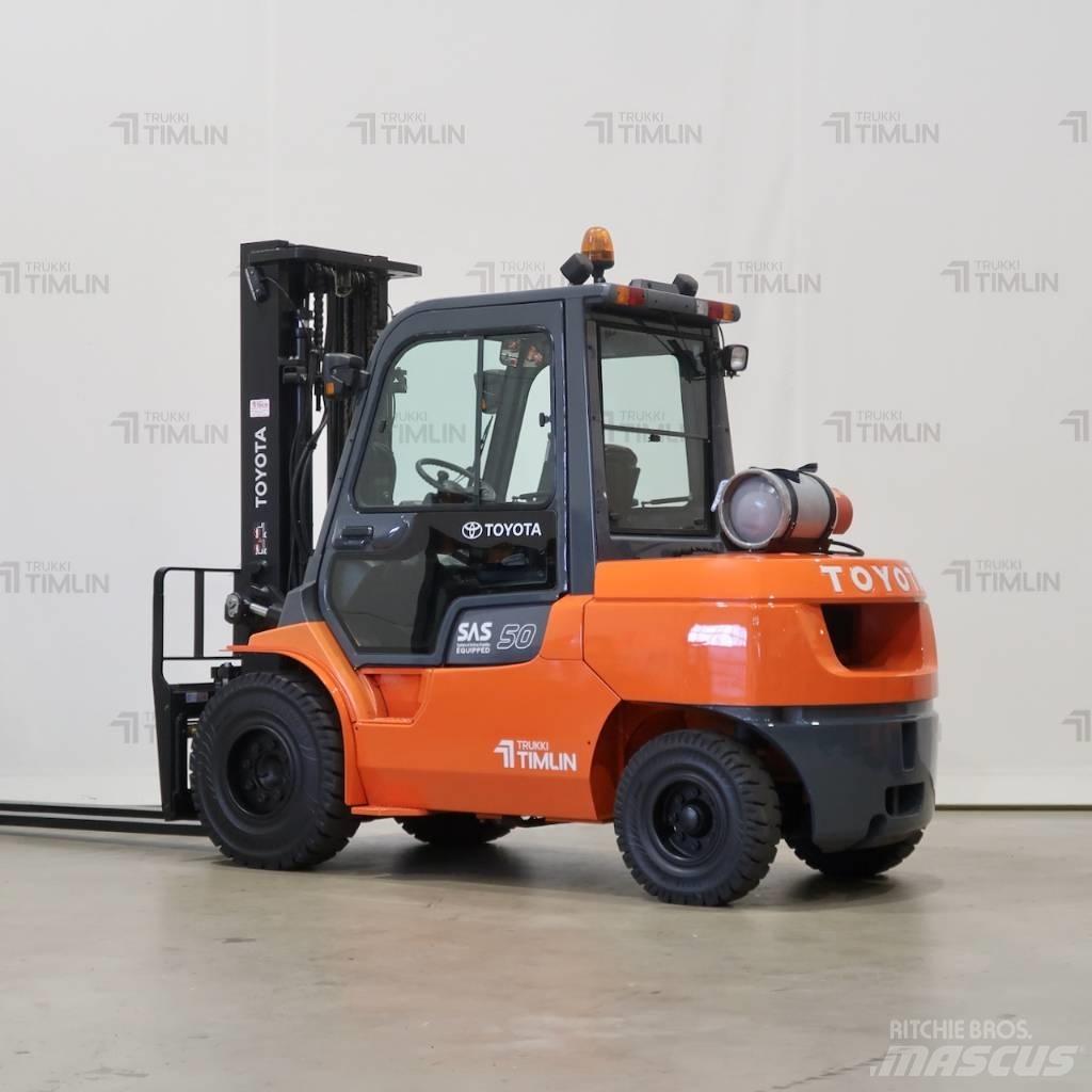 Toyota 02-7FG45 Газовые погрузчики