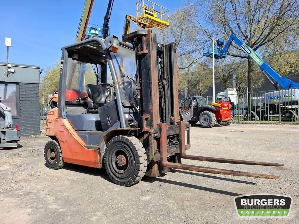 Toyota 02-8FGF20 Газовые погрузчики