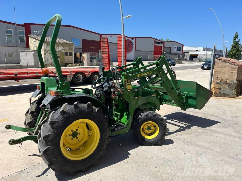 John Deere 946 Трактора