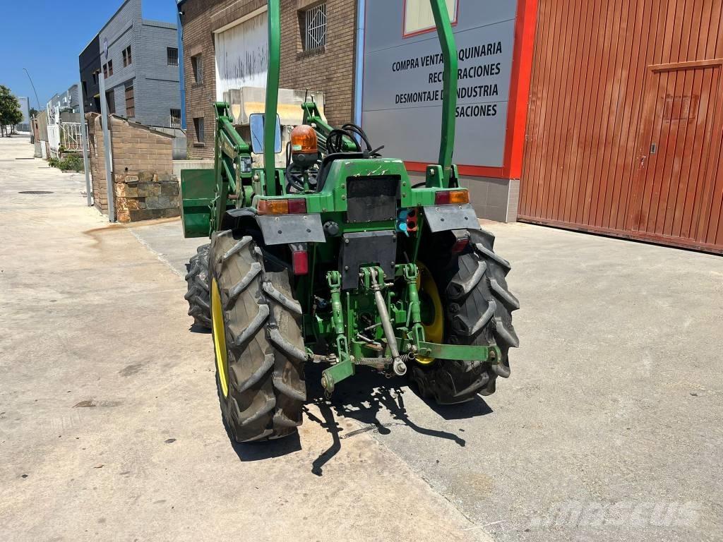 John Deere 946 Трактора