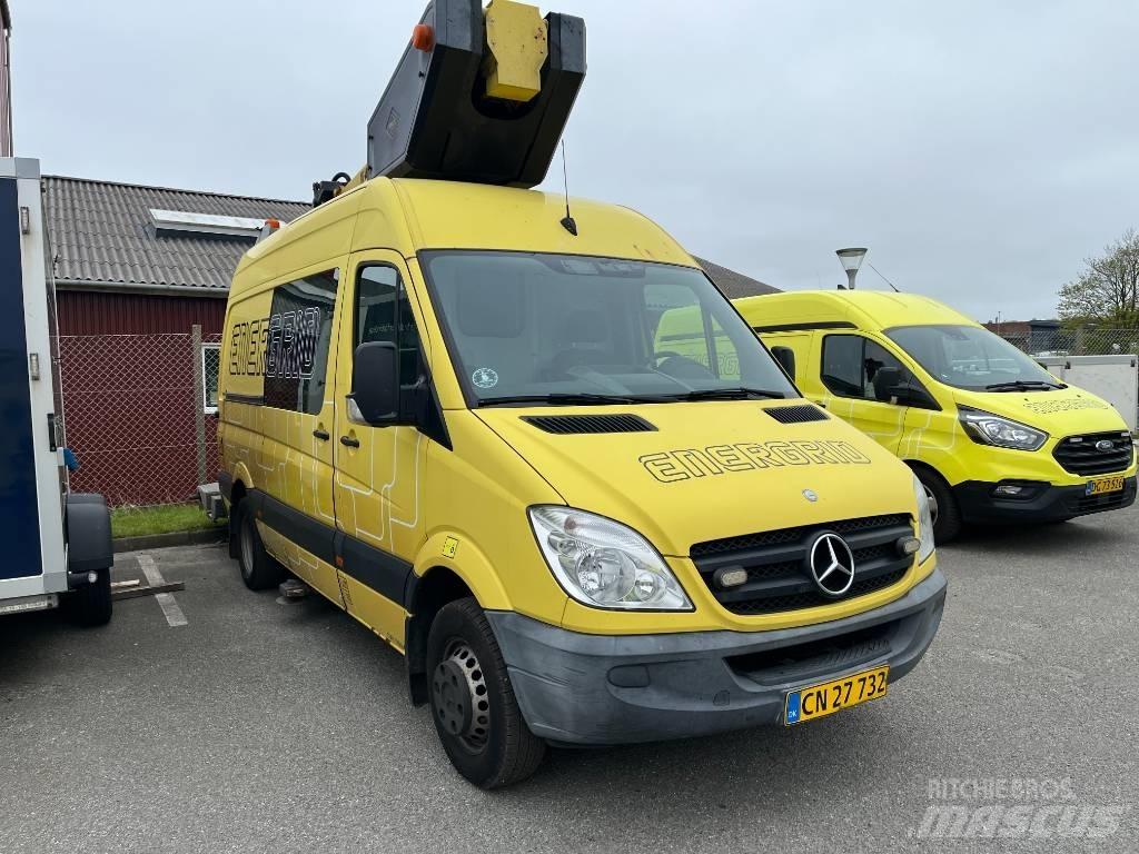 VERSALIFT VT-145-F Автовышки