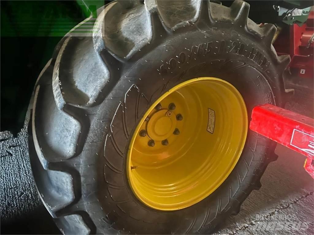 John Deere T550 Зерноуборочные комбайны