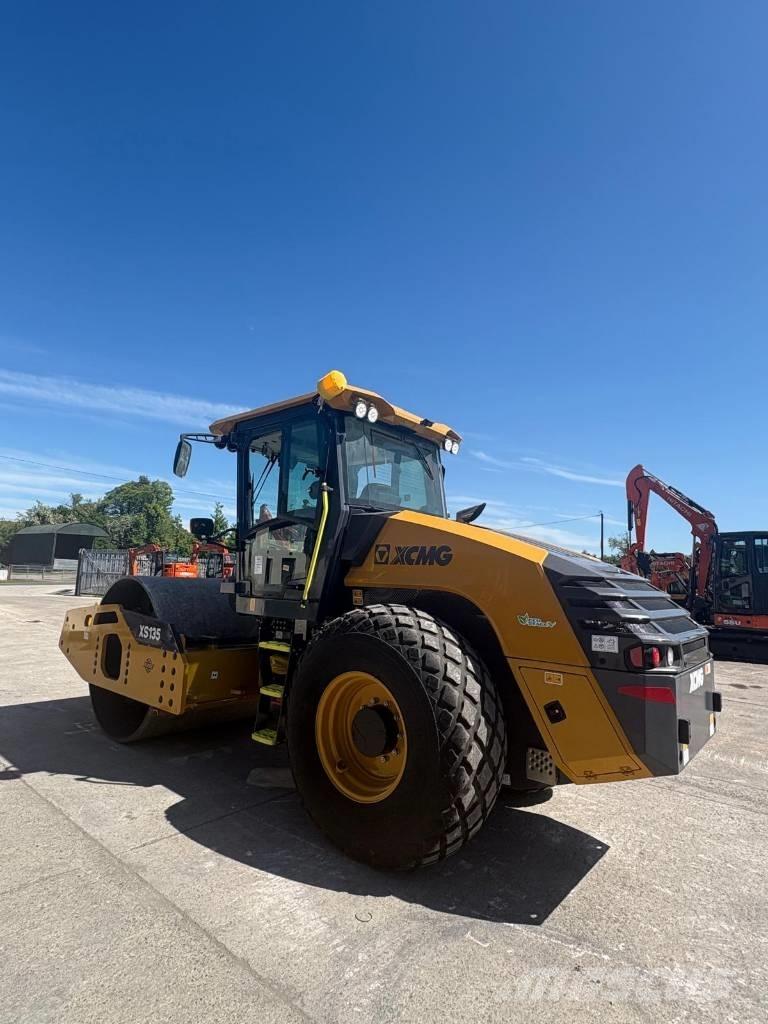 XCMG XS135 Грунтовые катки