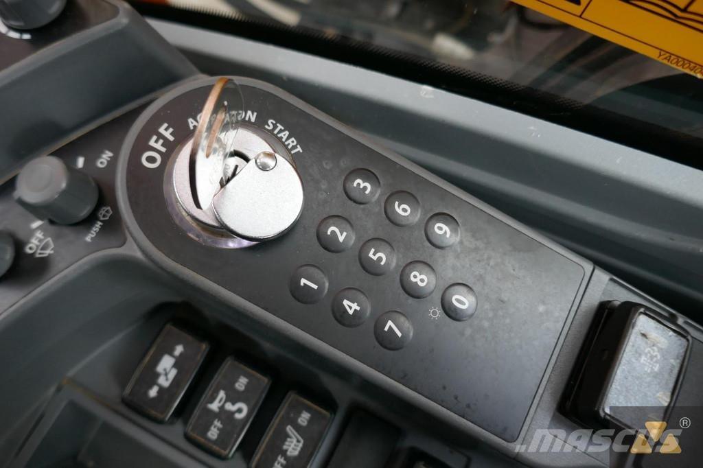 Hitachi ZX300LC-7 Гусеничные экскаваторы