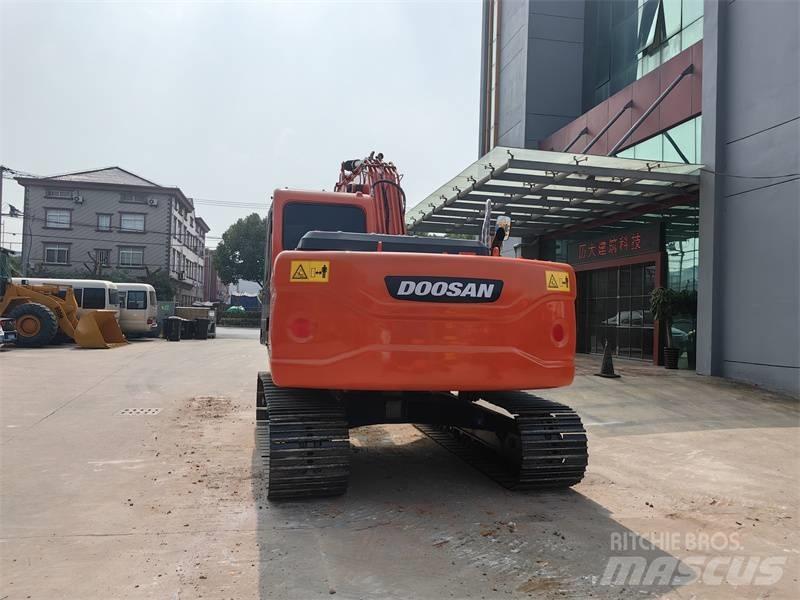 Doosan DX150 Гусеничные экскаваторы
