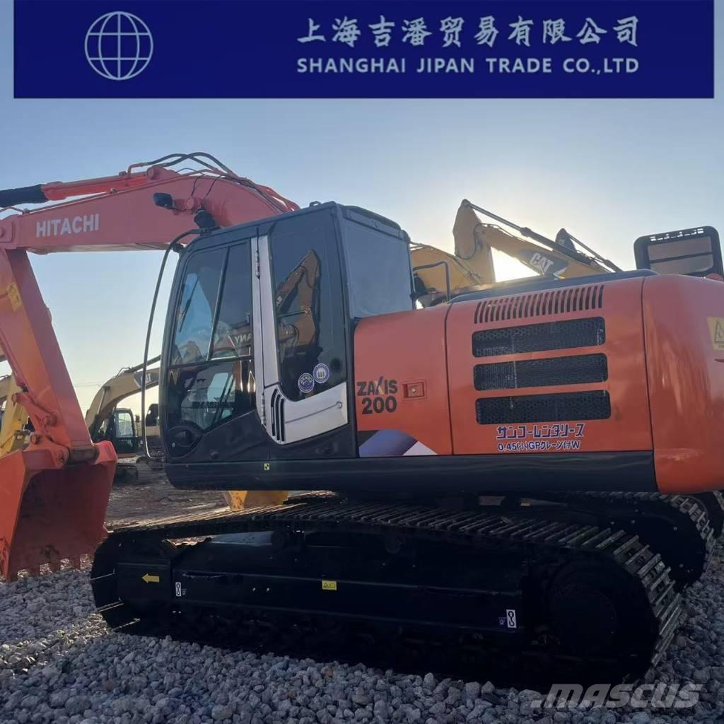 Hitachi ZX 200 Гусеничные экскаваторы
