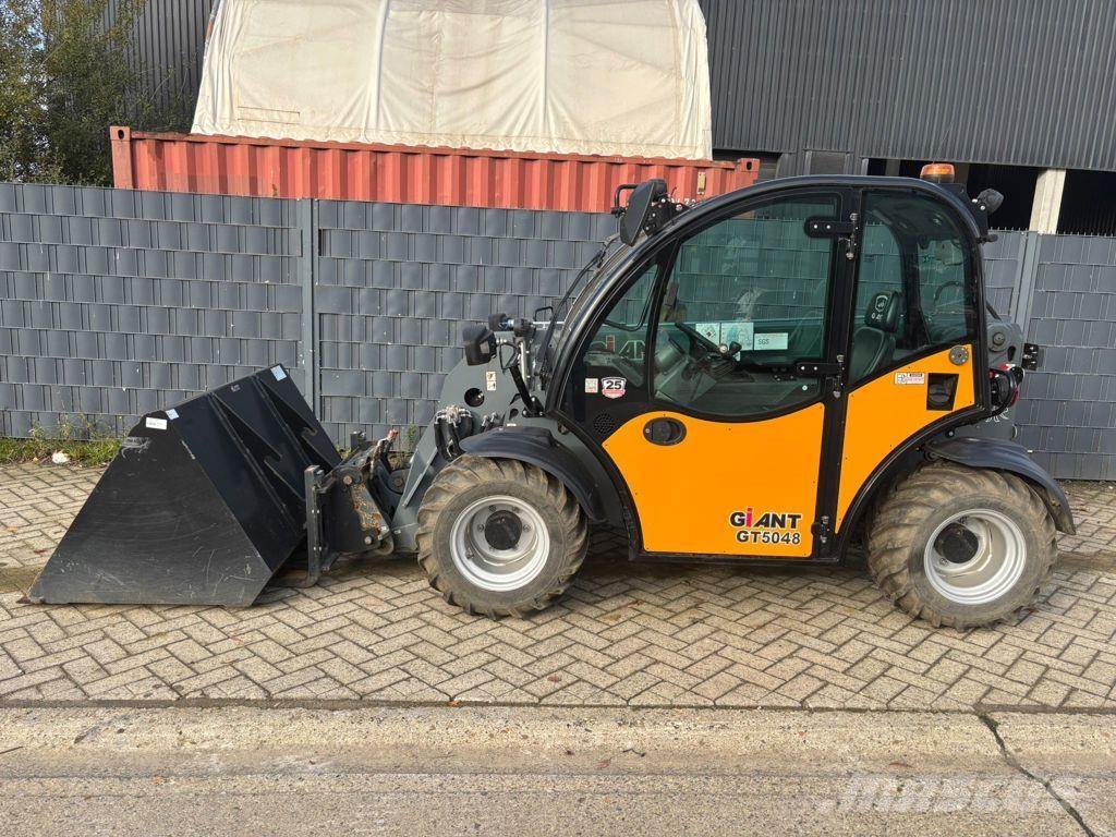 GiANT Tendo GT5048 Телескопические погрузчики